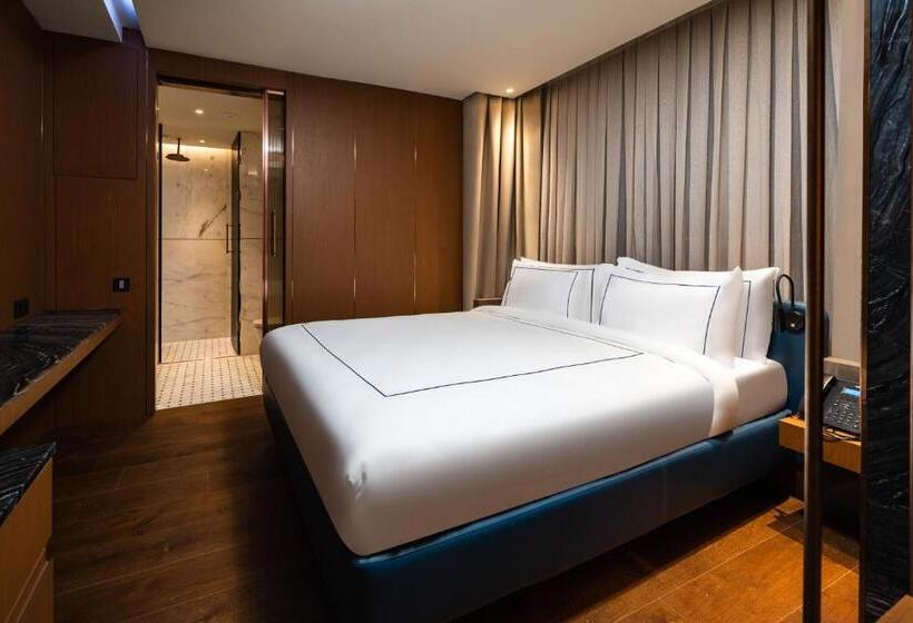 اتاق سوپریور, Sura Concept