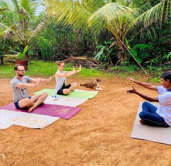 디럭스 룸 호수 전망, Ashok Villa