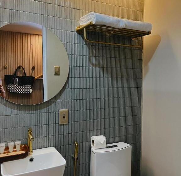 اتاق لوکس با تخت بزرگ, Xen By Balai Norte