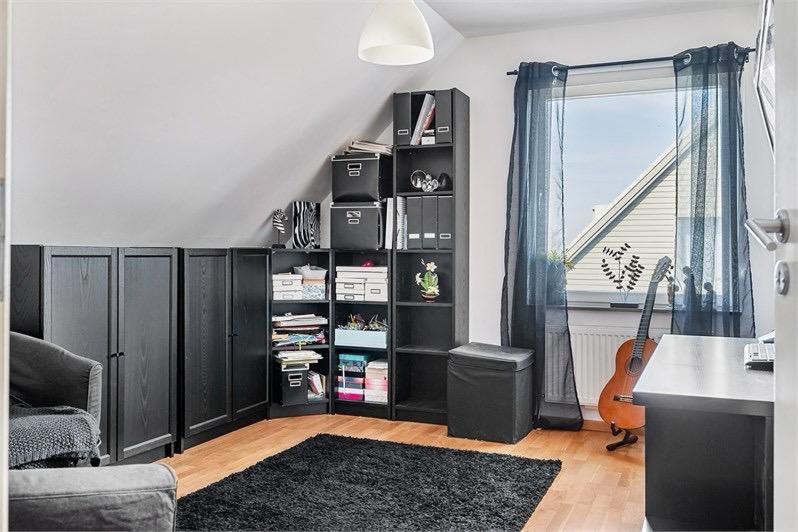 Вилла 1 Спальня, 5 Bed Rooms House With Jacuzzi, Free Parking, And 2 Toilets Bath In Malmö