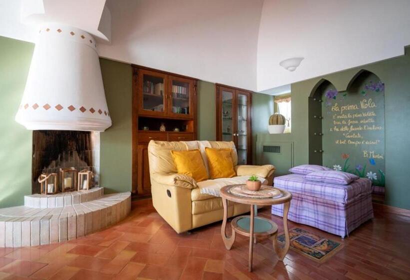 آپارتمان 1 خوابه با بالکن, Dimora Violetta