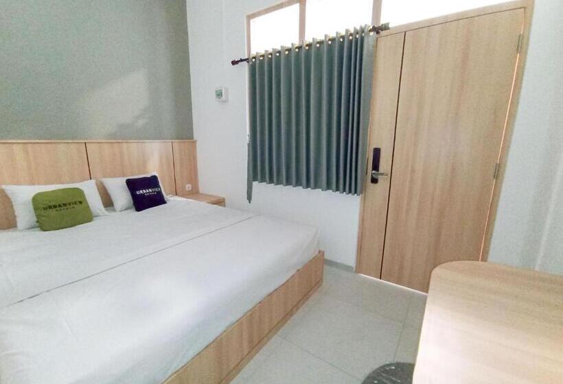 Номер Superior, Urbanview Hotel Subali Purwokerto