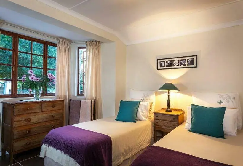 スイート, Antique Silk Self Catering Unit