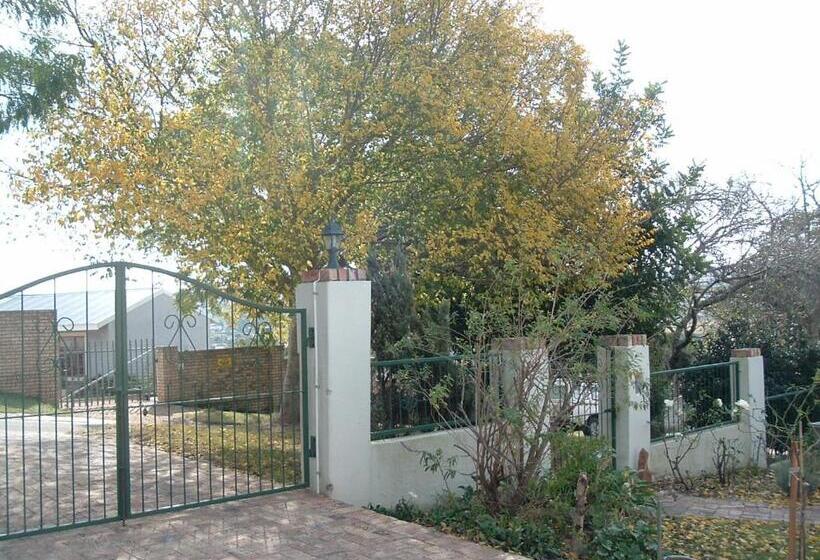 سوییت, Antique Silk Self Catering Unit