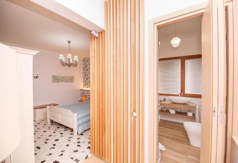 آپارتمان 3 خوابه, Rooms 66