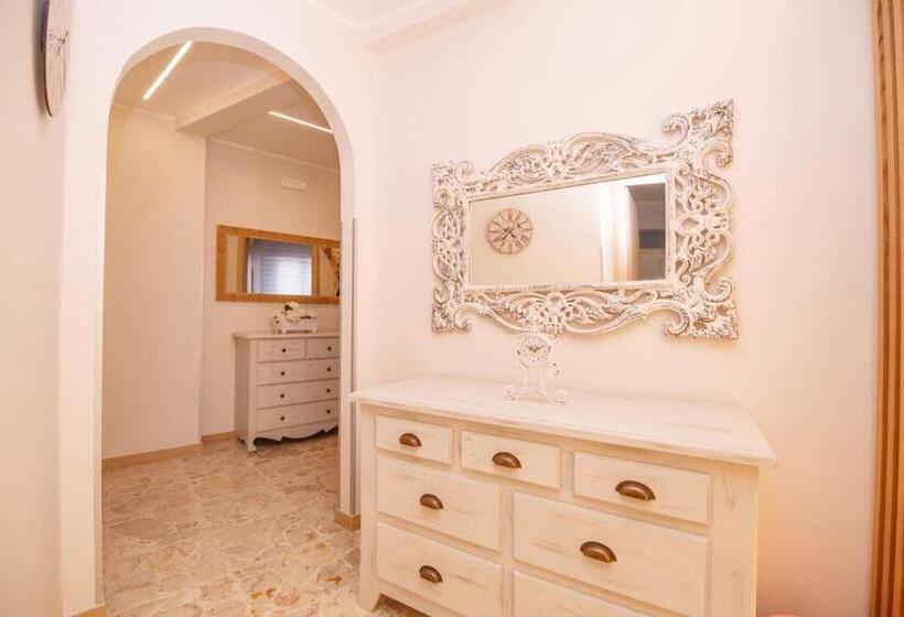آپارتمان 3 خوابه, Rooms 66