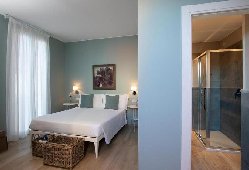 غرفة ديلوكس, Blu