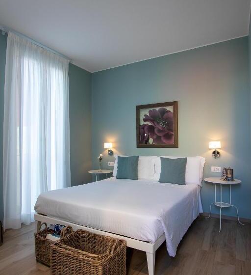 غرفة ديلوكس, Blu