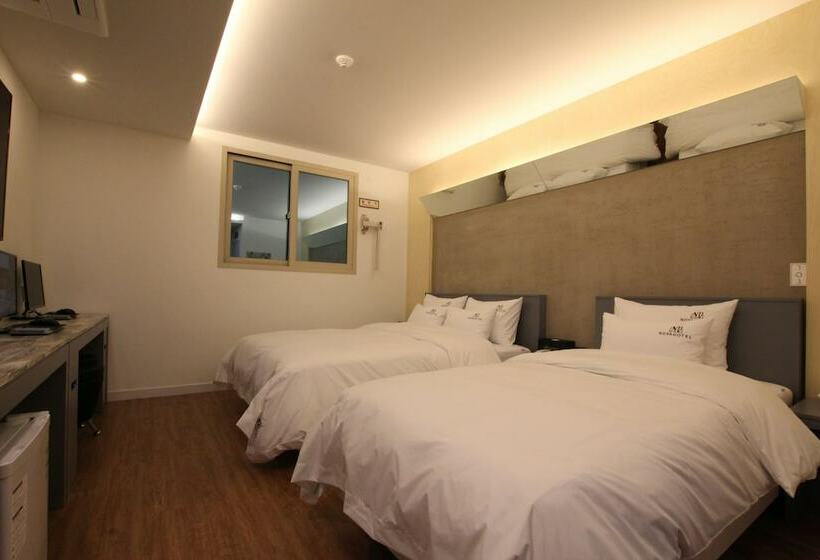 スタンダードルーム, Nova