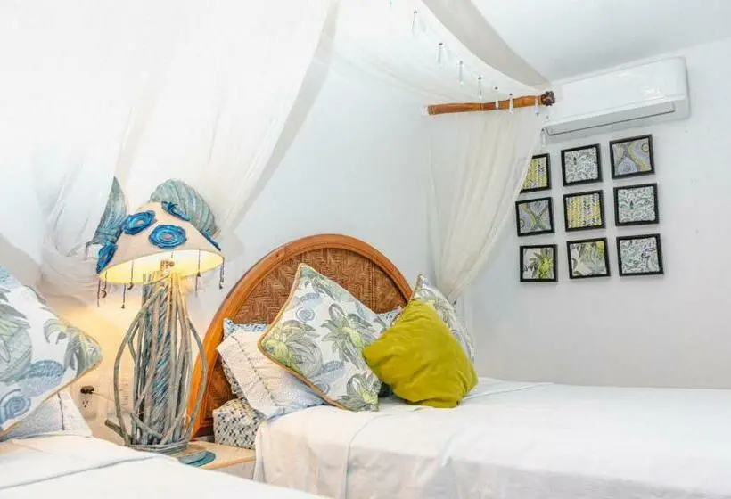 اتاق استاندارد چهار تخته, Monyoli Hotel & Boutique