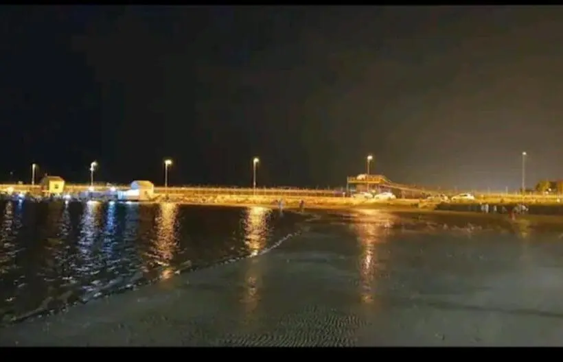 تختخواب در اتاق مشترک, El Mar