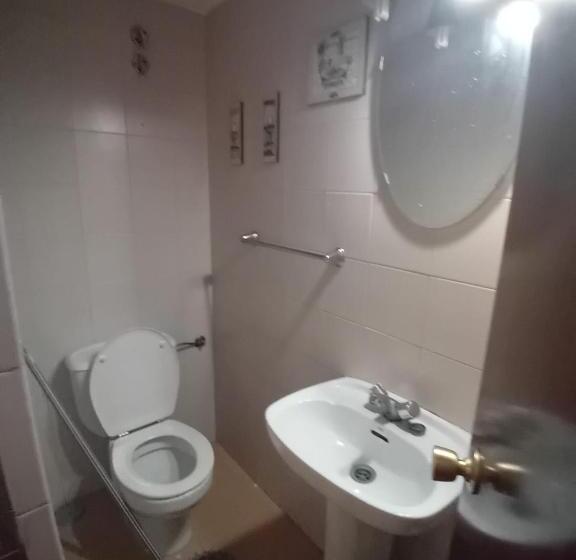 تختخواب در اتاق مشترک, El Mar