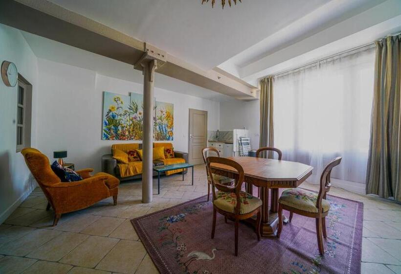 إستوديو قياسى, Gîte En Face Du Château De Nizas, Renovation Totale Et Changement De Proprietaire, 4 Chambres D Hôte