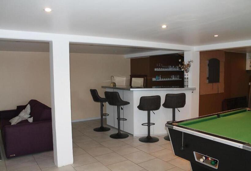 디럭스 룸, Suite Jomenisa