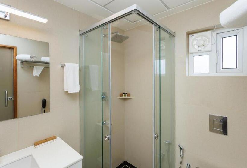 수피리어 룸, Lincoln Square