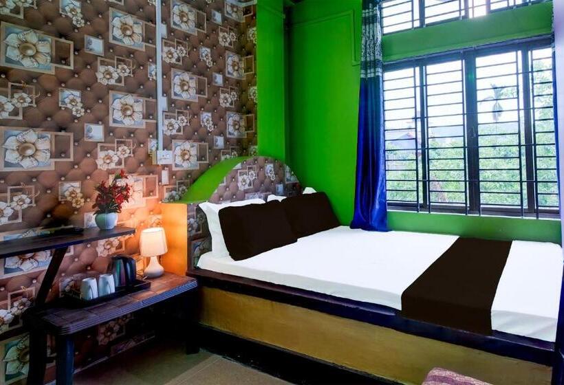 اتاق کلاسیک سه تخته, O Maa Kamakhya Guest House