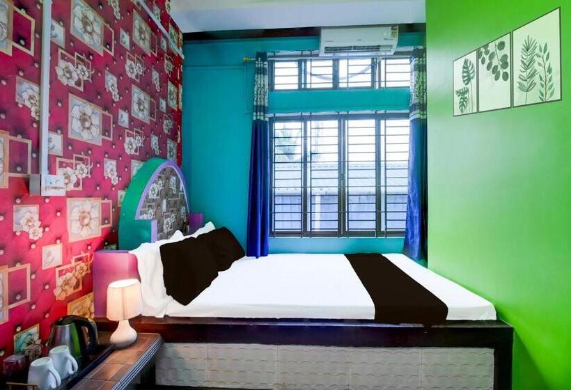 חדר קלאסי לשלושה, O Maa Kamakhya Guest House