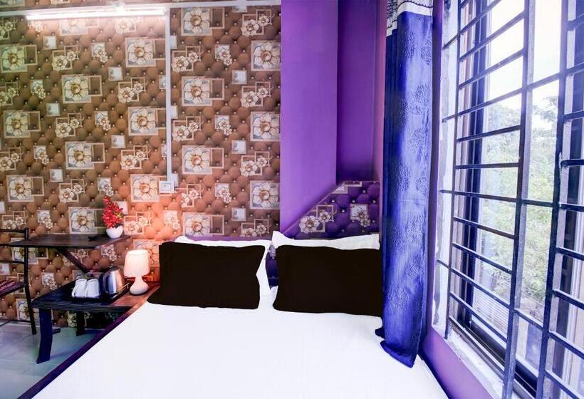 اتاق کلاسیک سه تخته, O Maa Kamakhya Guest House