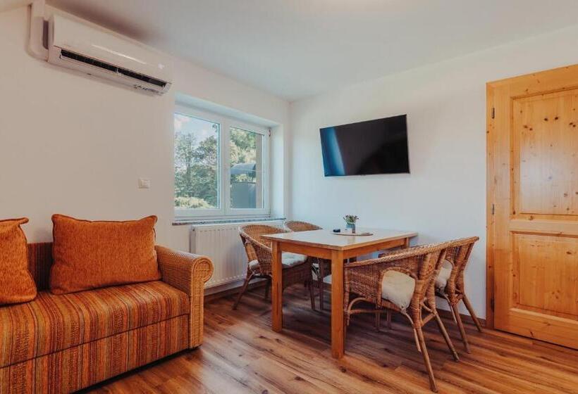 חדר סטנדרט לשלושה, Amannsberger Wineyardlodge