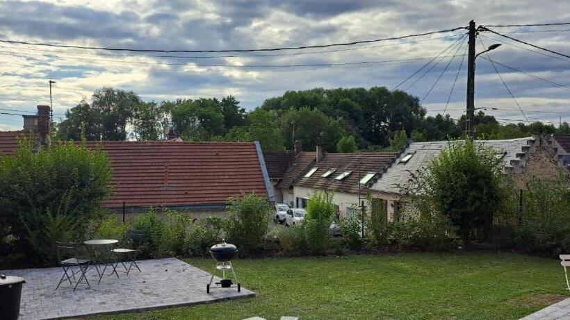 Номер Стандарт Вид на Сад, La Maison D à Côté