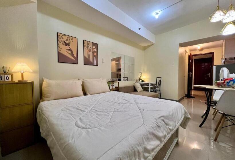 استودیوی سوپریور, Staycation Condotels For Travellers Near Airport