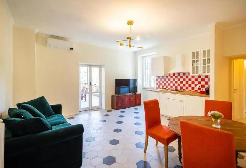 Perhehuone, Tenuta Dell Inviolata Guest House