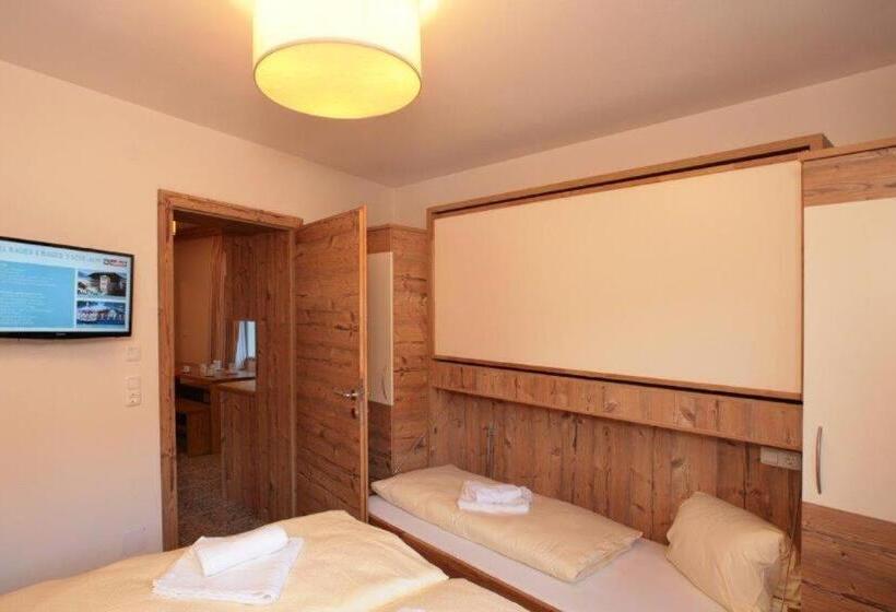 2 Bedrooms Apartment Mountain View, Boutique Apartment Bergliebe   Zentrum Saalbach