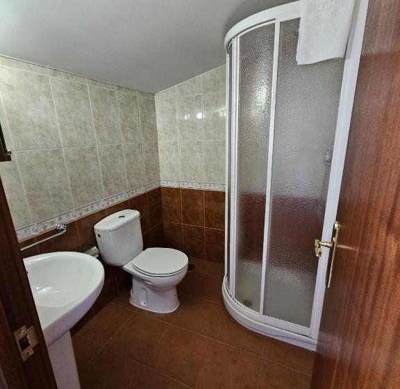 اتاق استاندارد, Habitaciones Pensión Lubina