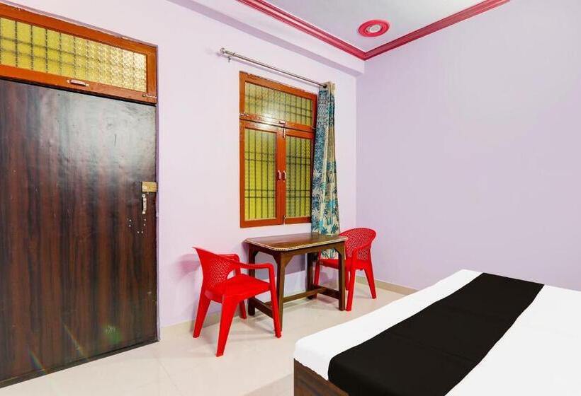 三人经典房间, Oyo Mandakini Galaxy