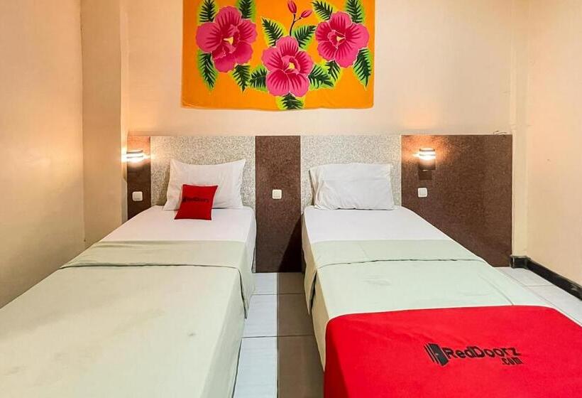 Номер Deluxe, Reddoorz Syariah Near Mall Of Serang