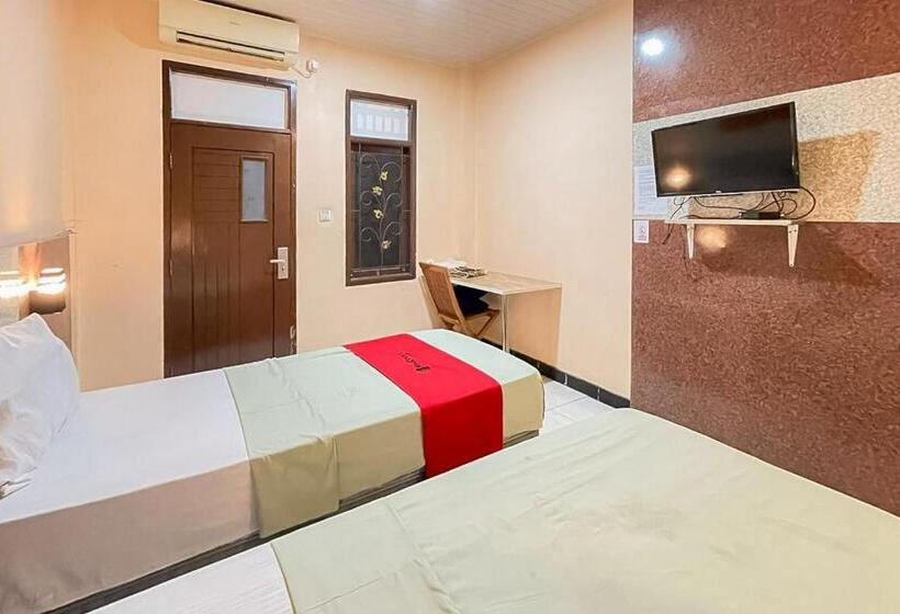 غرفة ديلوكس, Reddoorz Syariah Near Mall Of Serang