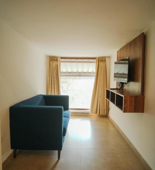 غرفة ديلوكس, Tapovan Resorts