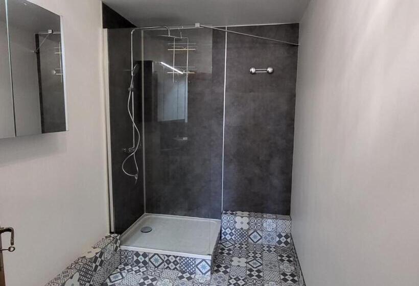 Четырехместный Номер Стандарт Вид на Сад, Haras De La Ressée