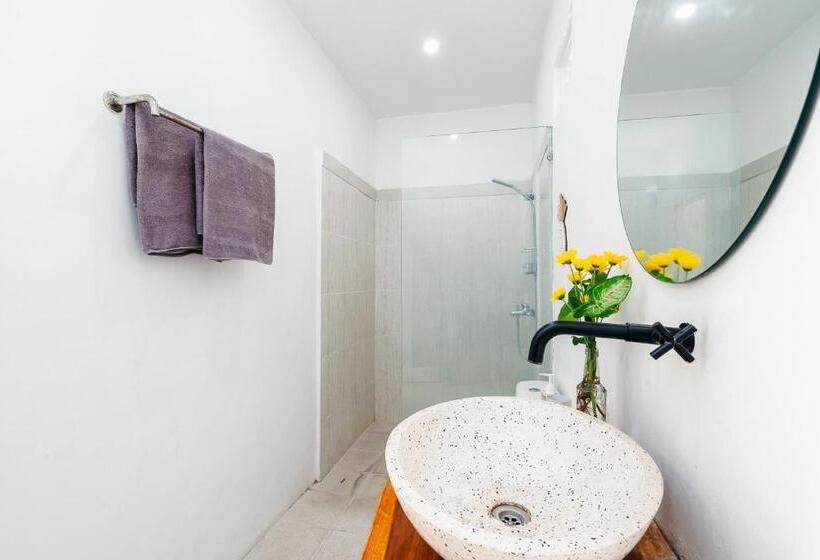 חדר סטנדרט, Jero D Kawan House