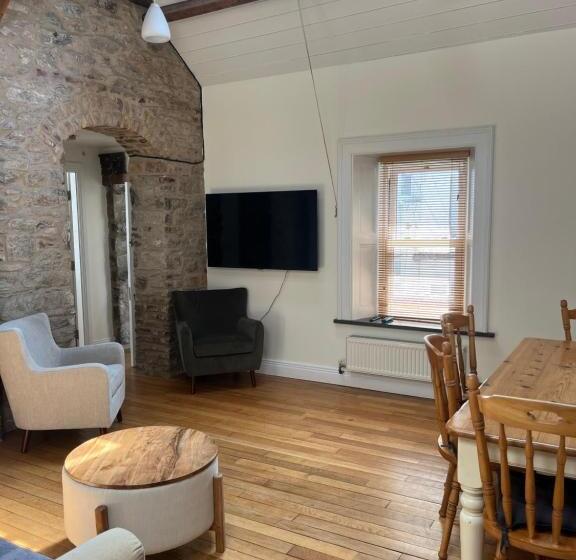 آپارتمان 2 خوابه, Marguerita Villas