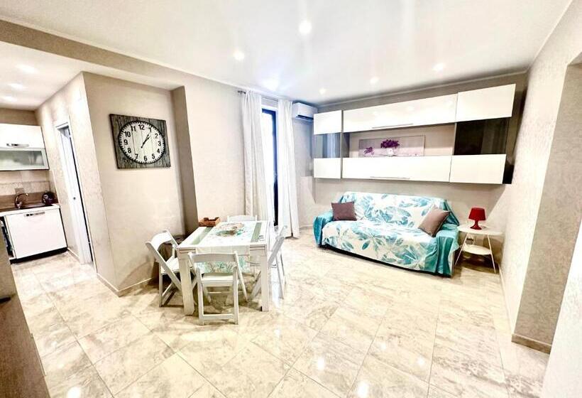 استودیوی استاندارد, Marina Di Trezza