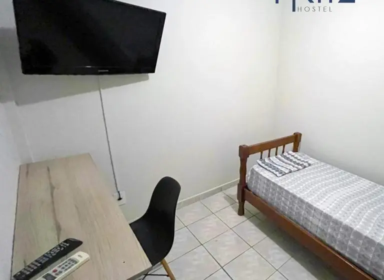 اتاق استاندارد یک نفره, Ritz Hostel