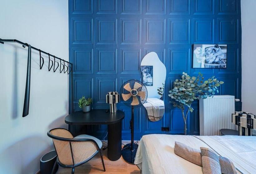 اتاق استاندارد با سرویس بهداشتی مشترک, Rivé By Home1