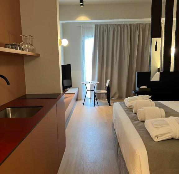 디럭스 스튜디오, Alinea Diono Historic Center