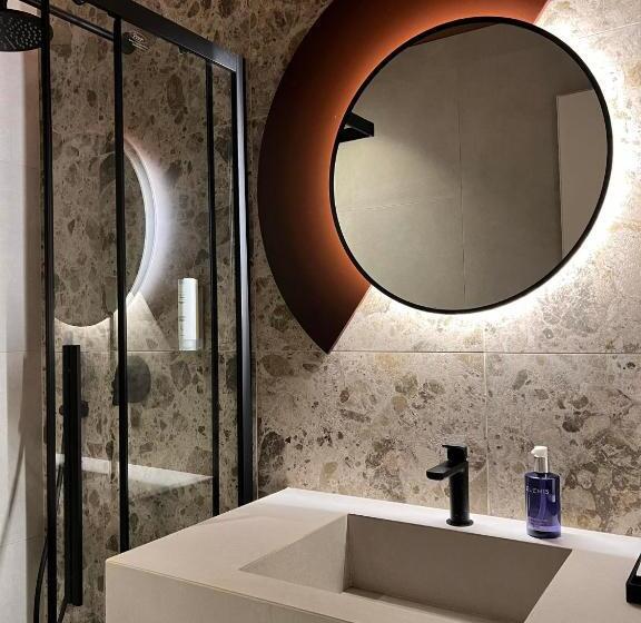 패밀리 스위트, Alinea Diono Historic Center