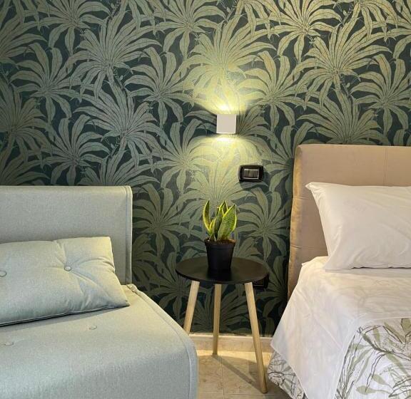 Номер Deluxe, The Green Leaves