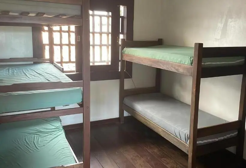 تختخواب در اتاق مشترک, Hostel Jardim