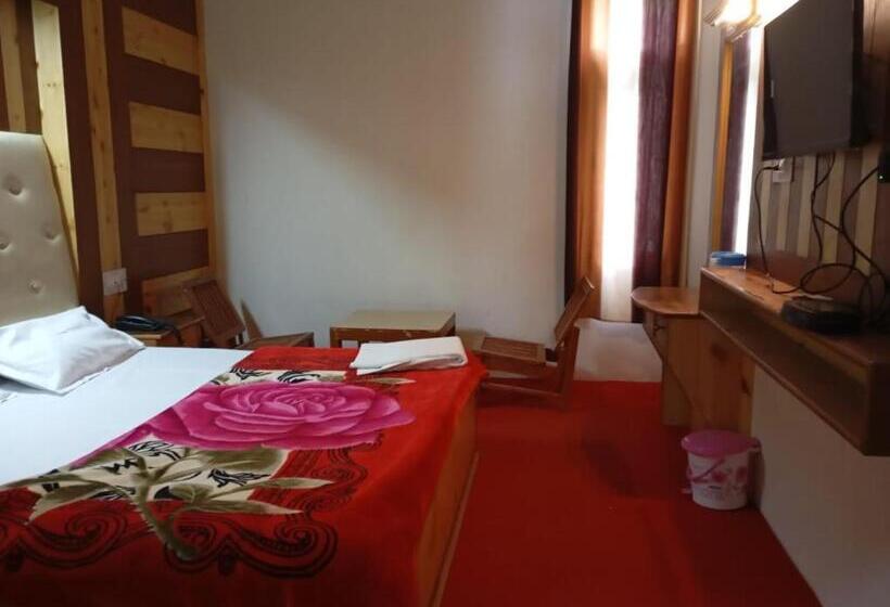Deluxe-huone, Canary Woods