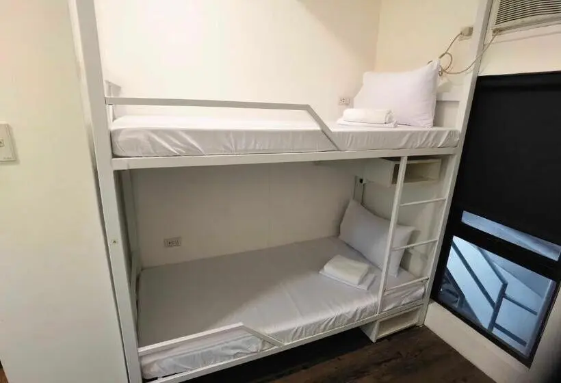 Vuode Makuusalissa, Spot On Hostel ,taguig Manila Formerly Mytown Hongkong