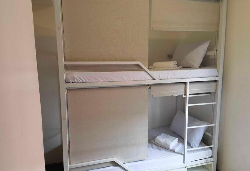 تختخواب در اتاق مشترک, Spot On Hostel ,taguig Manila Formerly Mytown Hongkong