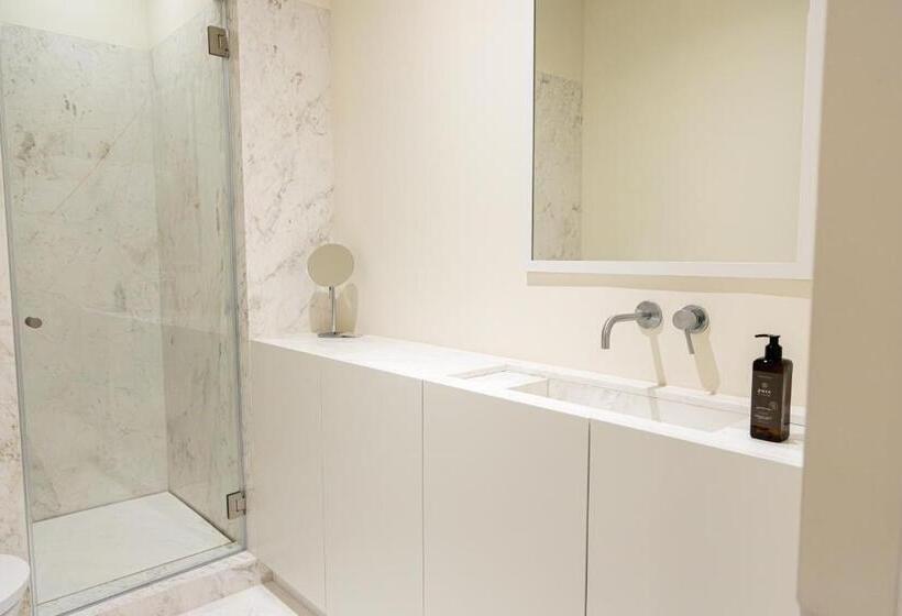 استودیوی لوکس, Vila Catarina Luxury Apartments