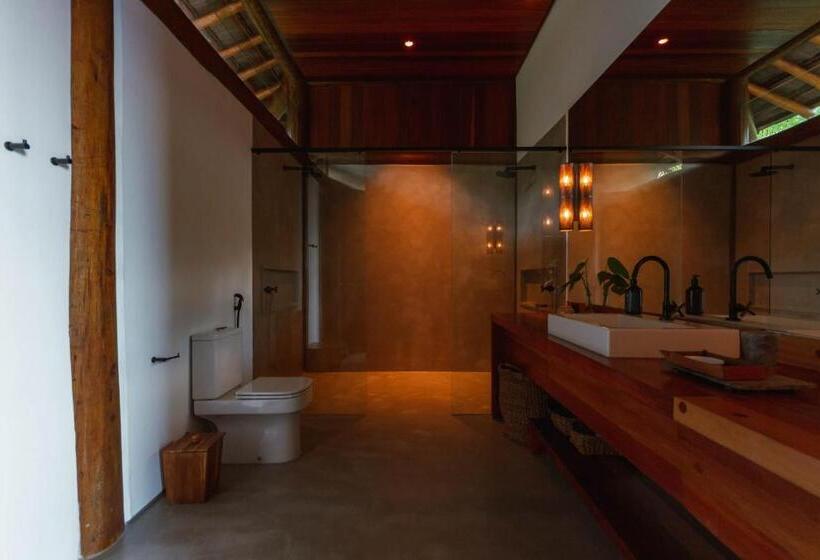 豪华三人间, Villa Toucan