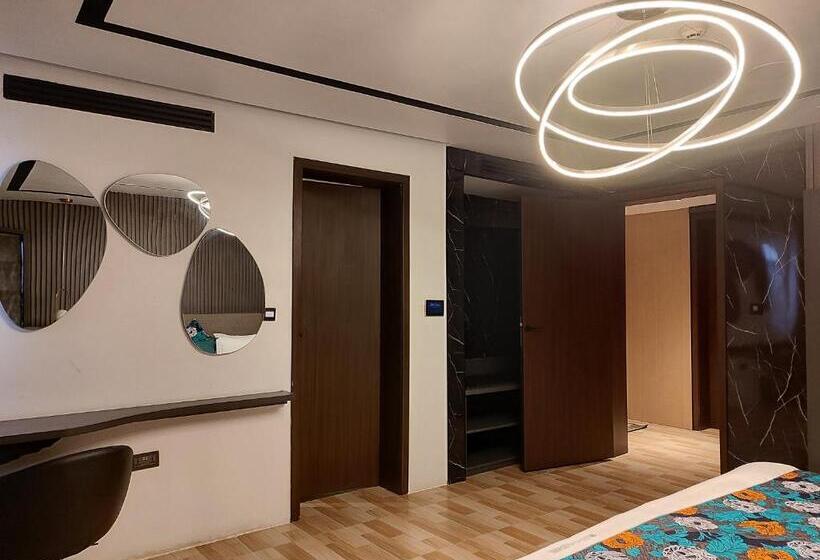 آپارتمان 2 خوابه با بالکن, Brickspoint Boutique Apart