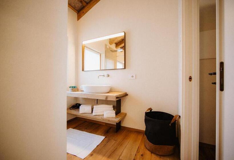 Семейный Номер, Casa Callonga