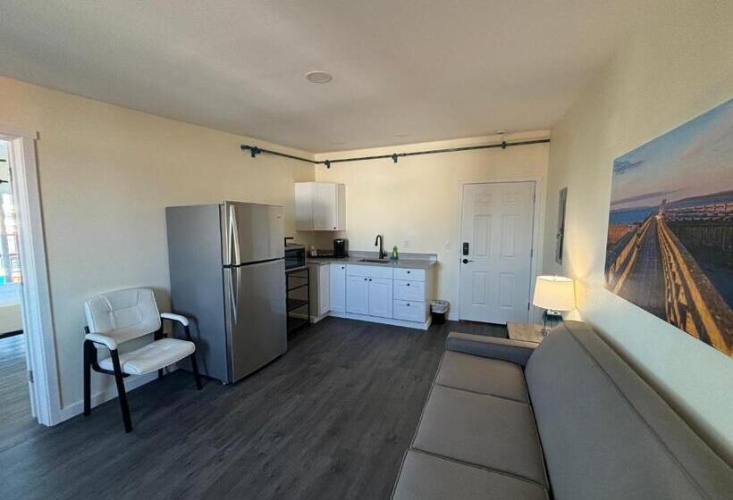 带皇后床的套间, Dock Street Inn